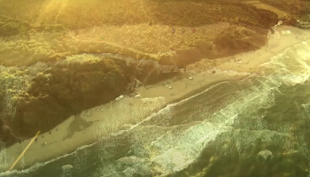 "Вдигнаха дрон над девствения плаж на Иракли! Засне кадри, които сякаш са от друг свят! (ВИДЕО)"