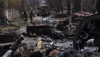 Украински командир от Мариупол: Това са последните ни часове, молим всички световни лидери да ни помогнат